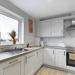 Trendy 2-Bedroom Belfast Apartment